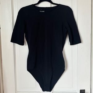 Everlane Short Sleeve Crew Neck Bodysuit- M
